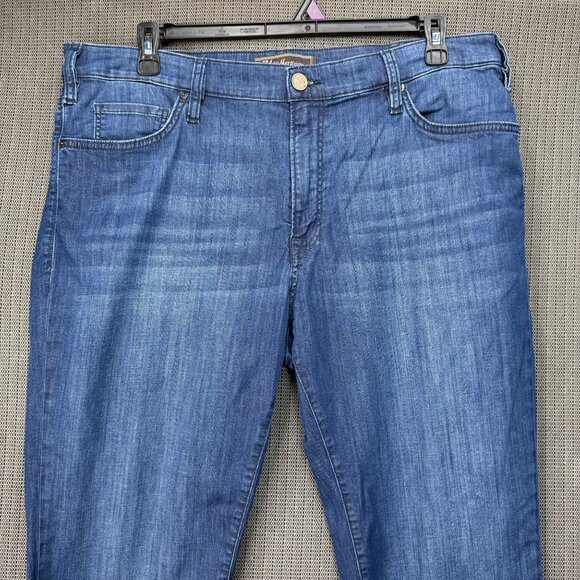 34 Heritage Charisma Comfort-Rise Classic Mens Jeans 40/32 Relaxed Fit Blue Deni - Picture 3 of 13